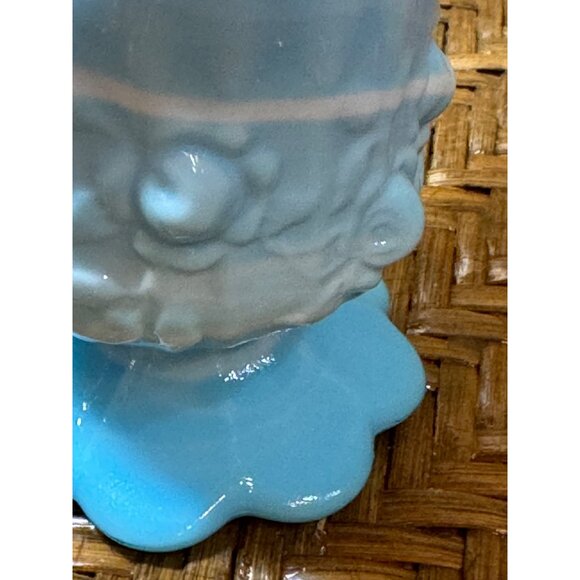 Fenton Blue Slag Hankerchief Ruffled Edge Art Glass Vase - Picture 5 of 8